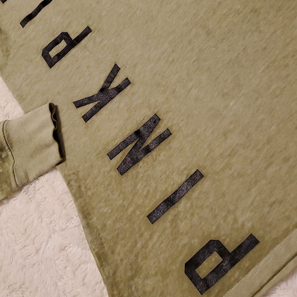 Victoria's Secret PINK long sleeve tee - Picture 4 of 8